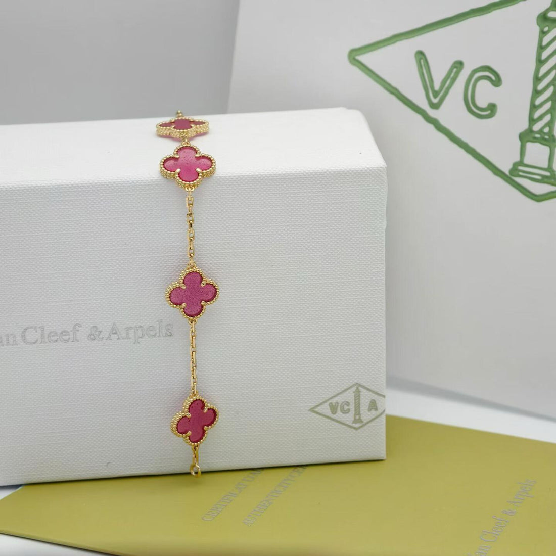 [Super CiCi]NEW CLOVER 5 MOTIFS PINK ENAMEL BRACELET